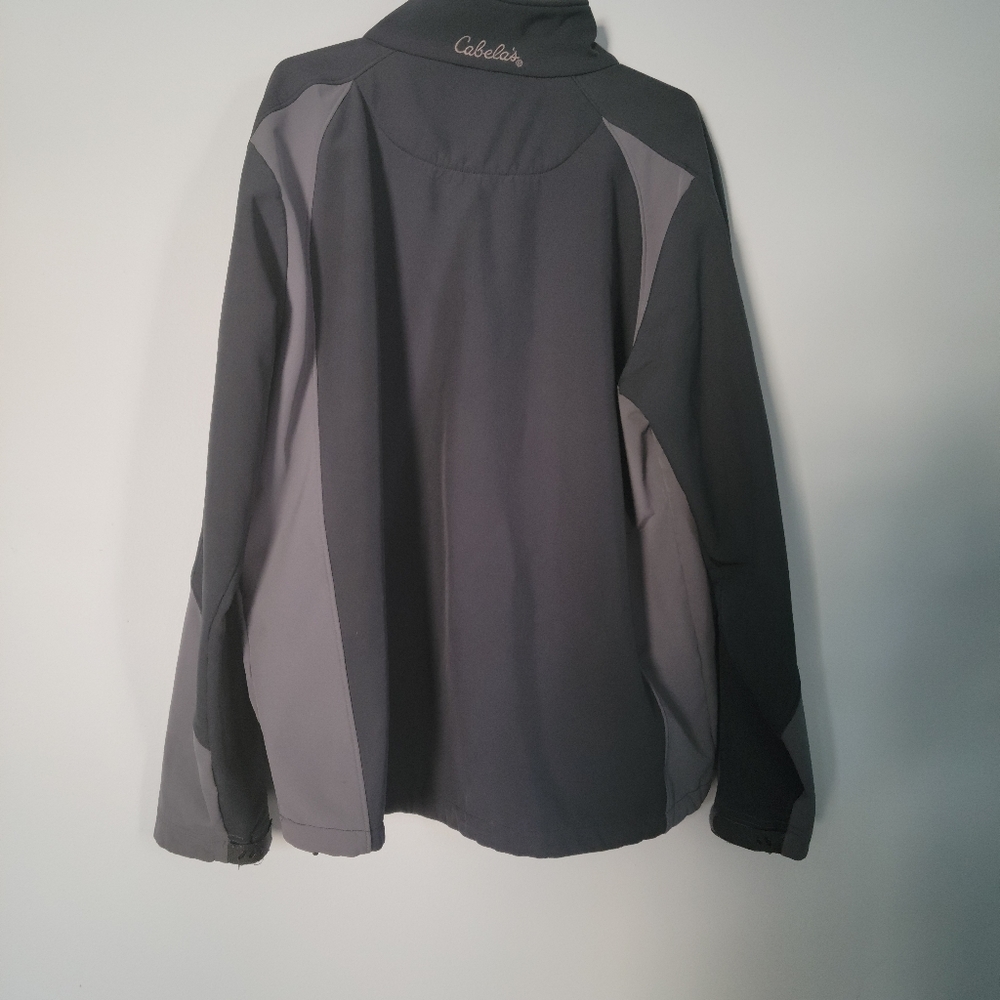 Cabelas jacket - Picture 2 of 2